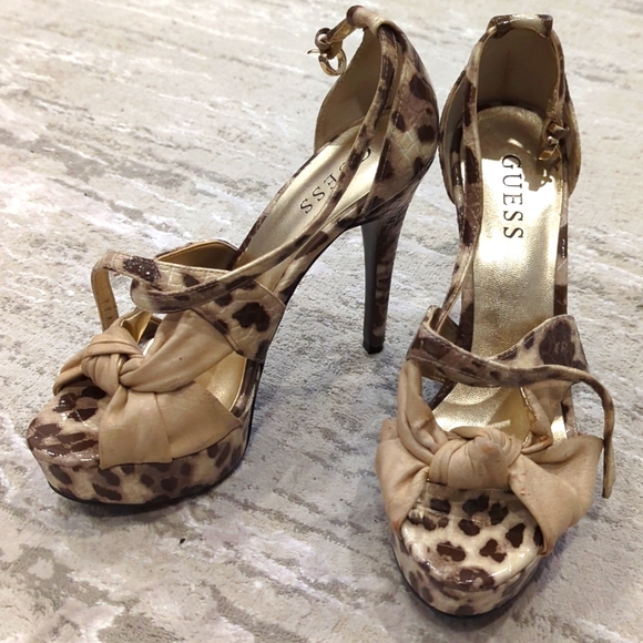 Guess Leopard print heels - Picture 3 of 8